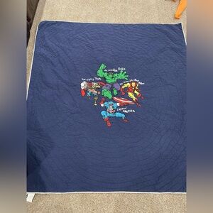 pottery barn kids marvel quilt - full/queen size